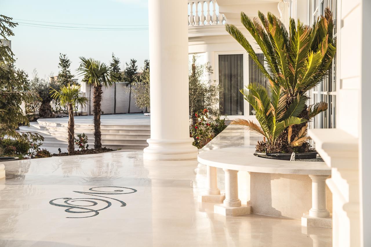 Hotel Villa Pascucci Durrës Exteriér fotografie The hotel's lobby